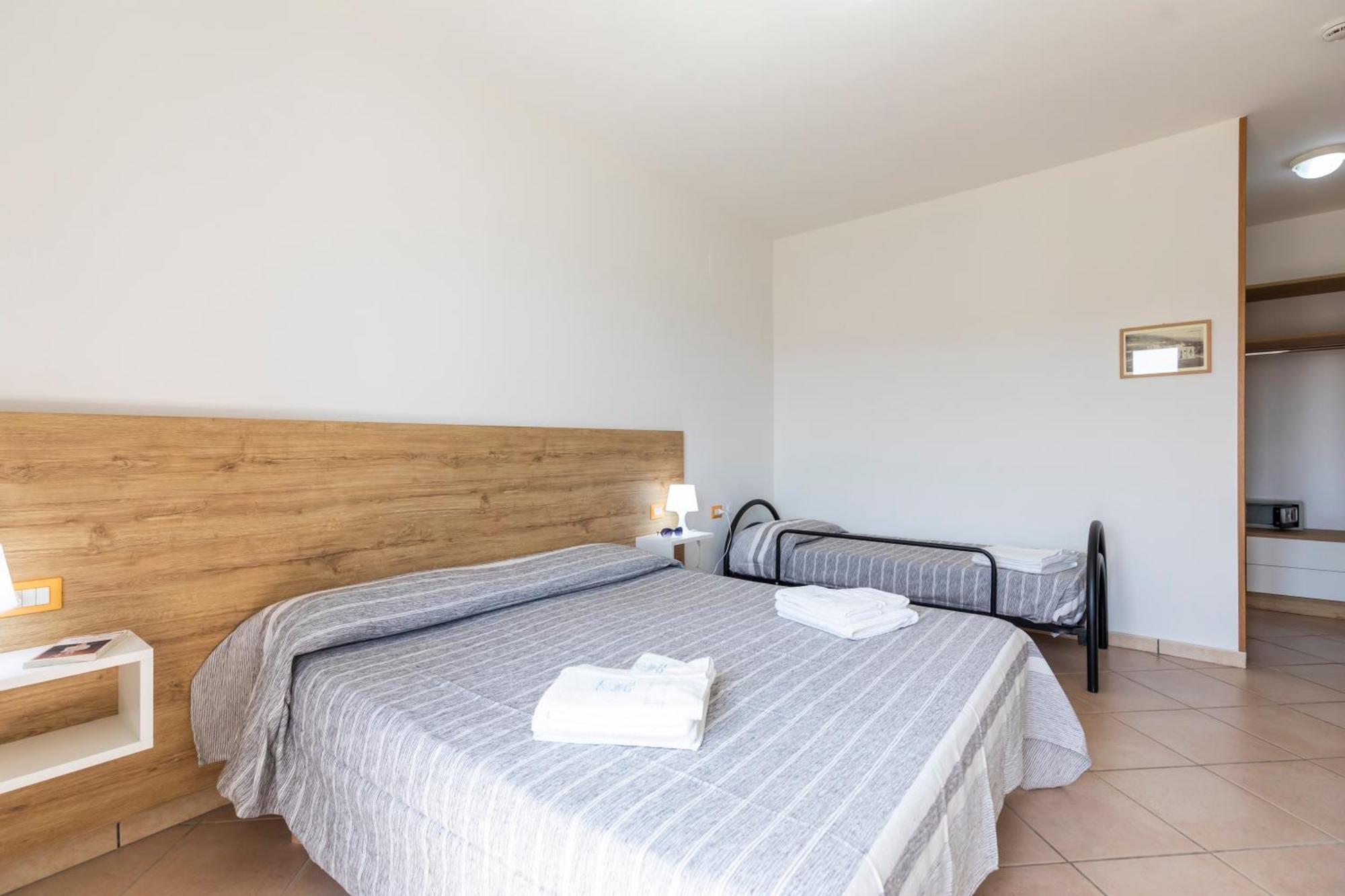 Hotel Calabrisella Calabria エクステリア 写真